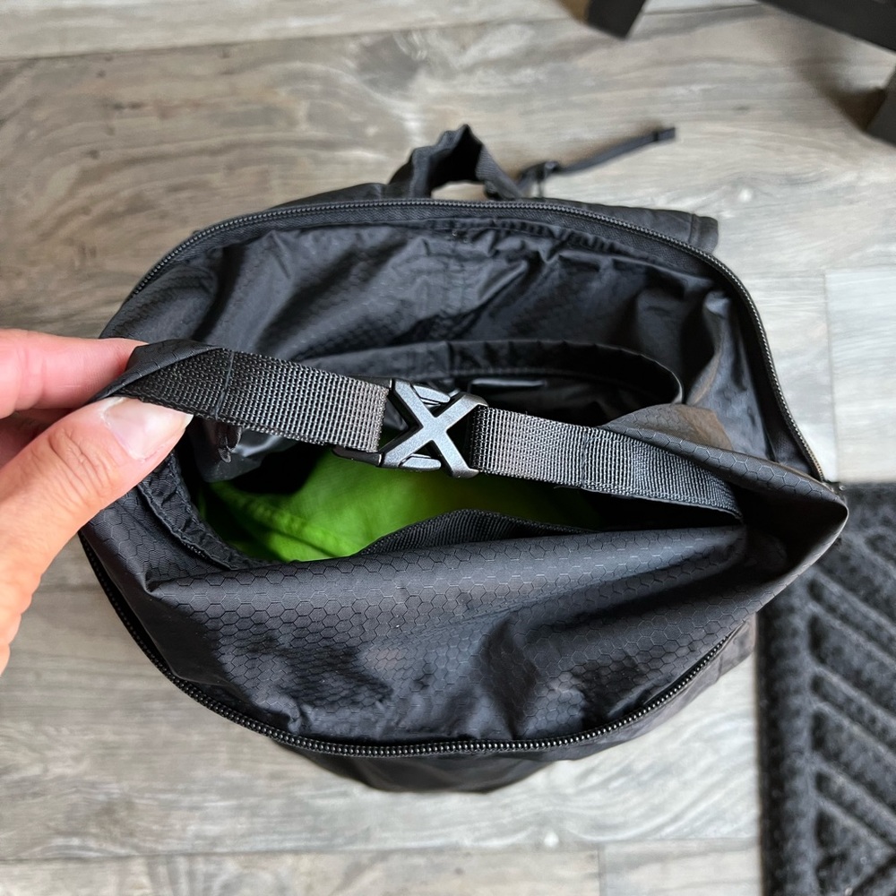 Travoost lightweight backpack 22L - Picture 9 of 11